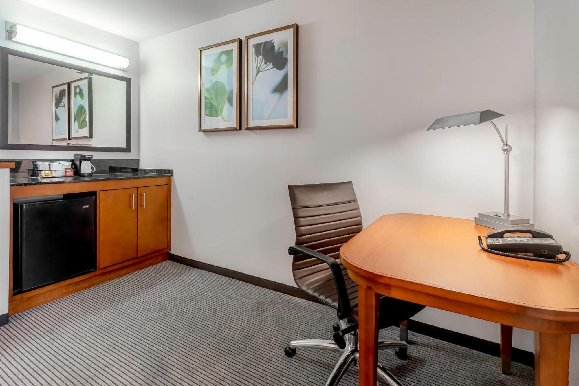 Hyatt Place Salt Lake City Airport Room photo